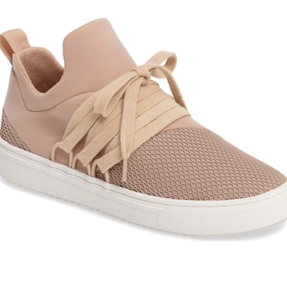NEW Steve Madden Lancer sneakers